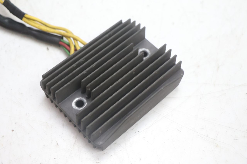 photo de REGOLATORE HONDA FJS SILVER WING SILVERWING 400 (2005 - 2008) - Dettaglio del componente