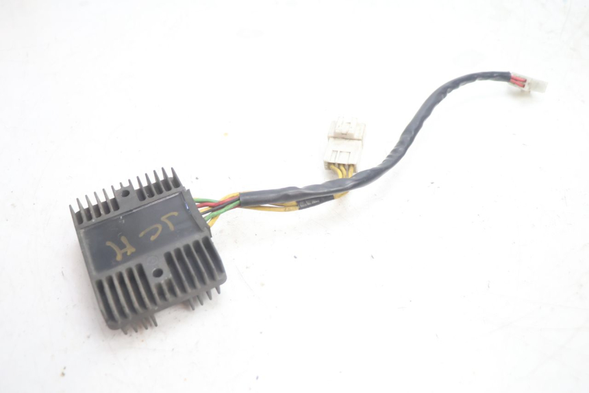 photo de REGOLATORE HONDA FJS SILVER WING SILVERWING 400 (2005 - 2008) - Altra angolazione
