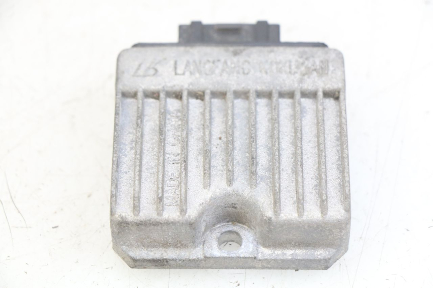 photo de REGOLATORE DI CARICA PIAGGIO FLY 4T 50 (2013 - 2017) - Zoom sullo stato d'uso