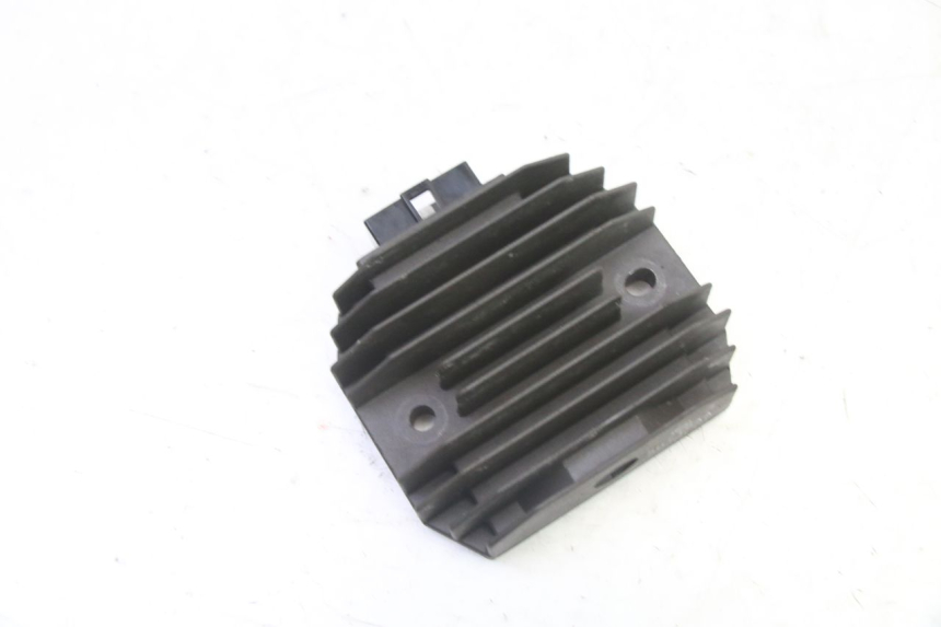 photo de REGOLATORE YAMAHA FZ6 FAZER S2 600 (2007 - 2011) - Dettaglio del componente
