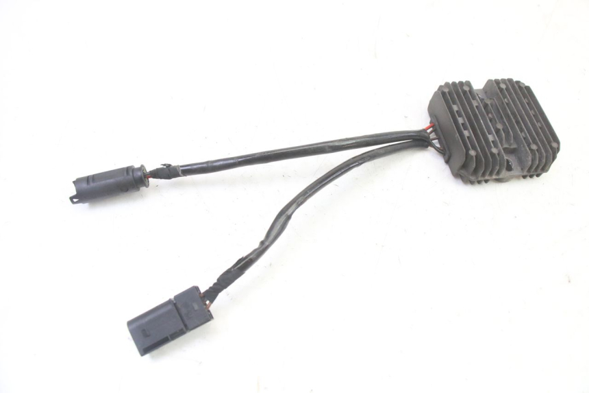 photo de REGOLATORE BMW G310 R 310 (2016 - 2020) - Zoom sullo stato d'uso