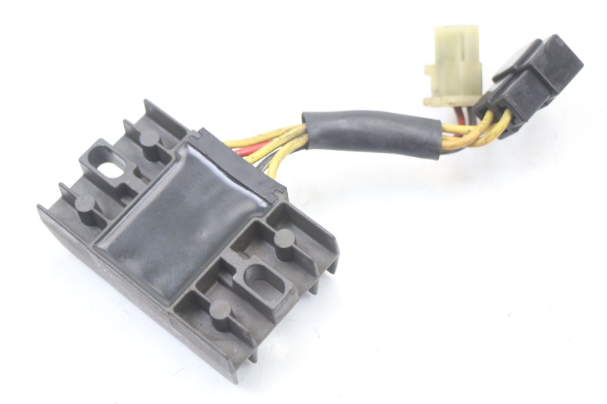 photo de REGOLATORE SUZUKI GN 125 (1997 - 2000) - Zoom sullo stato d'uso