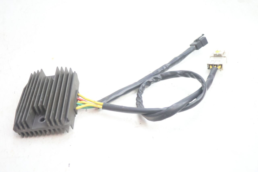 photo de REGOLATORE DI CARICA GILERA GP 800 (2007 - 2013) - Altra angolazione