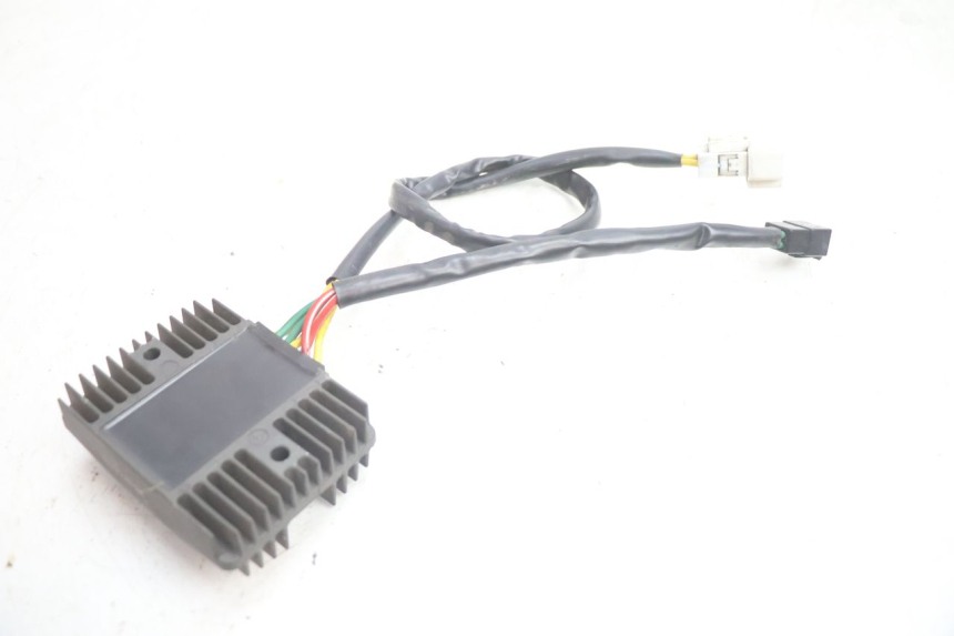 photo de REGOLATORE DI CARICA GILERA GP 800 (2007 - 2013) - Primo piano tecnico