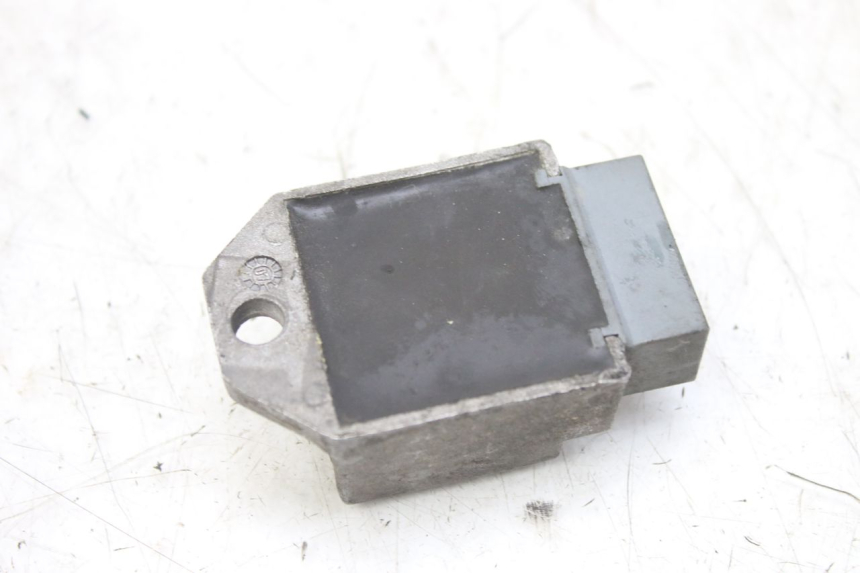 photo de REGOLATORE DI CARICA DERBI GPR 50 (2004 - 2009) - Zoom sullo stato d'uso