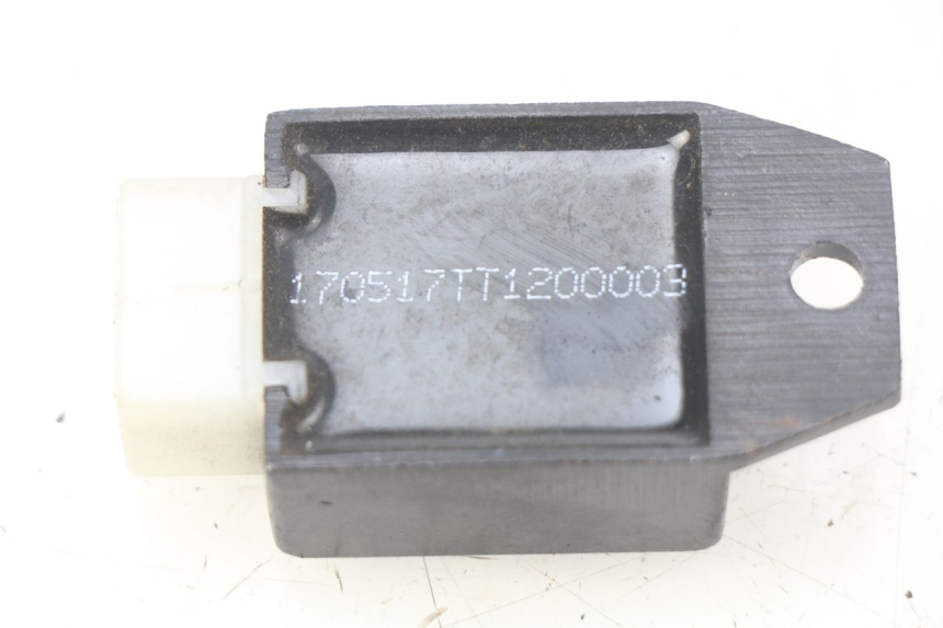 photo de REGOLATORE DI CARICA TNT MOTOR GRIDO 2T 50 (2010 - 2019) - Zoom sullo stato d'uso