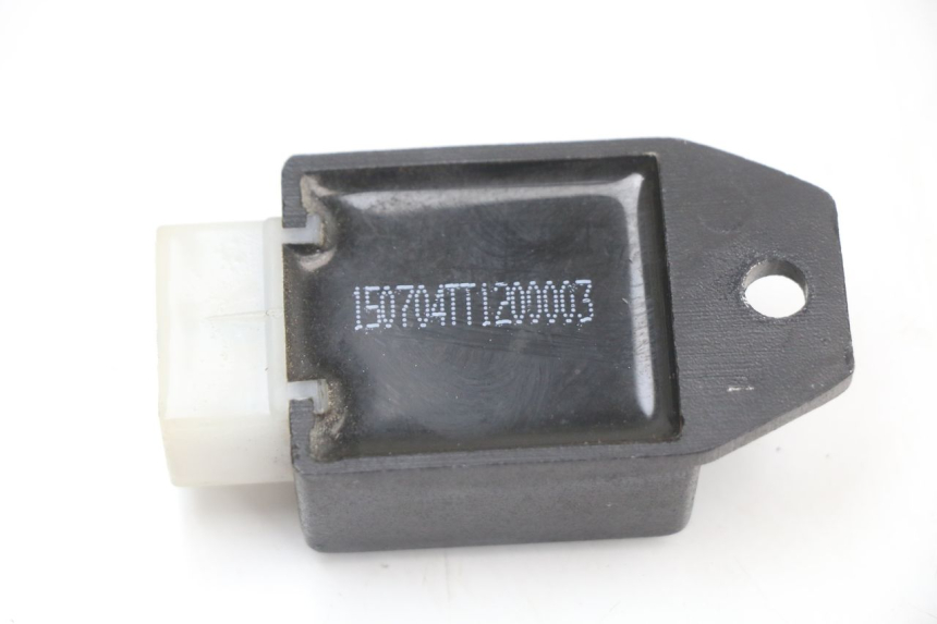 photo de REGOLATORE DI CARICA TNT MOTOR GRIDO 2T 50 (2010 - 2019) - Zoom sullo stato d'uso