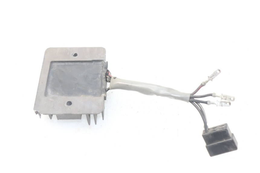 photo de Regolatore di carica SUZUKI GSX-R GSXR 600 (2001 - 2003) - Zoom sullo stato d'uso