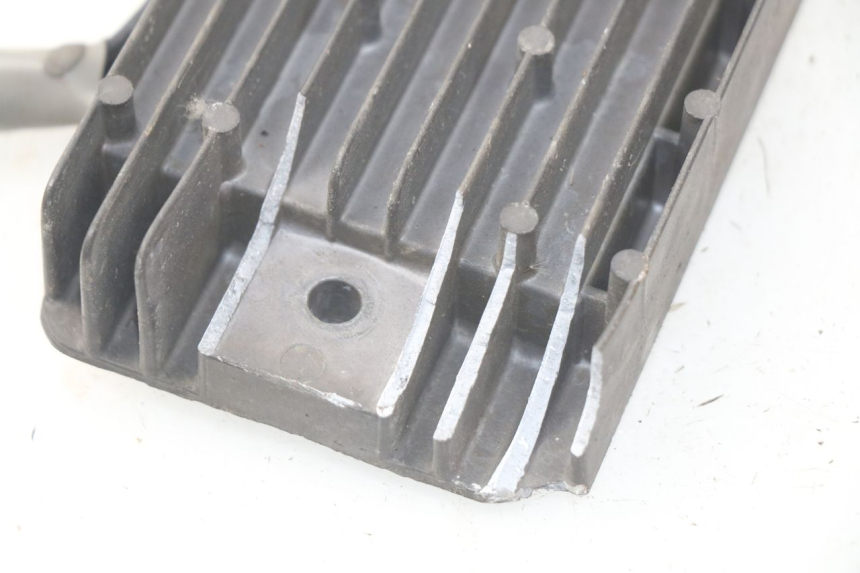 photo de Regolatore di carica SUZUKI GSX-R GSXR 600 (2001 - 2003) - Vista d'insieme del prodotto