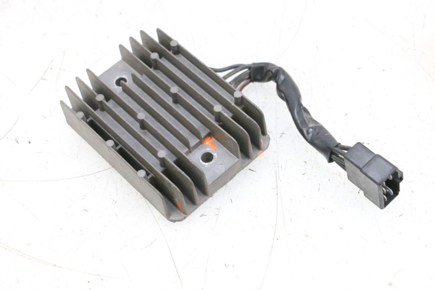 photo de REGOLATORE SUZUKI GSXR GSX-R 1000 (2003 - 2004) - Primo piano tecnico