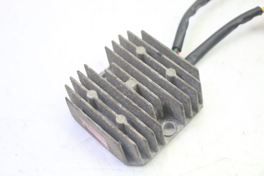 photo de Regolatore di carica SYM GTS EVO 125 (2009 - 2013) - Dettaglio del componente