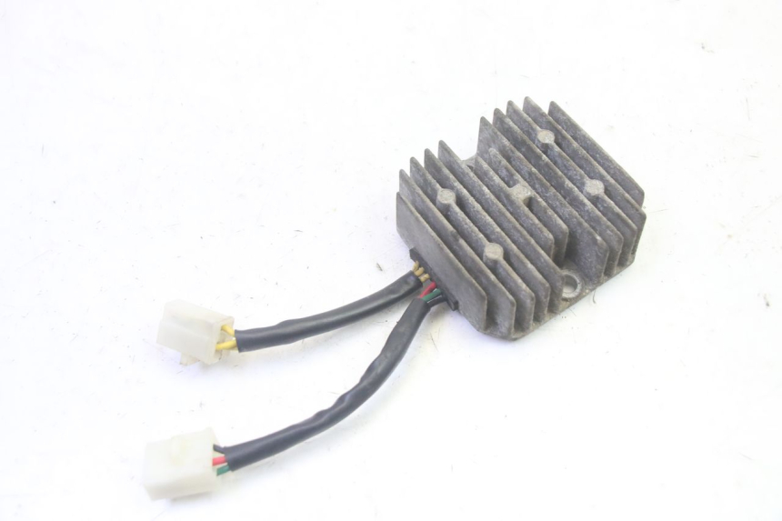 photo de Regolatore di carica SYM GTS EVO 125 (2009 - 2013) - Zoom sullo stato d'uso