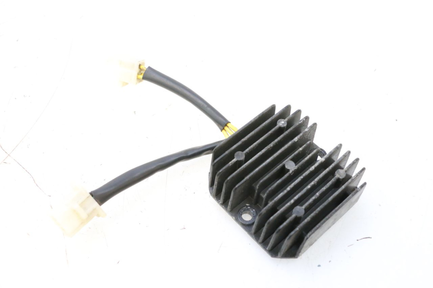photo de Regolatore di carica SYM GTS EVO 125 (2009 - 2013) - Vista principale