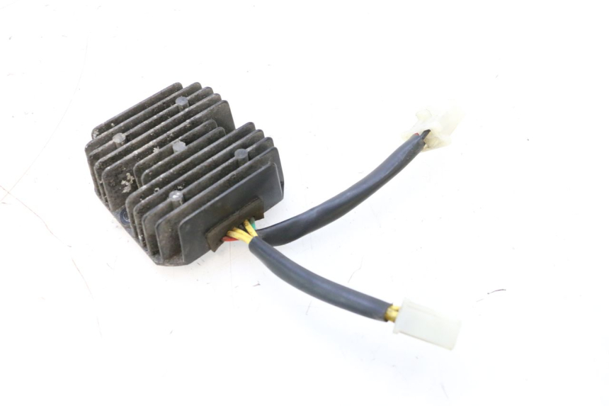 photo de Regolatore di carica SYM GTS EVO 125 (2009 - 2013) - Dettaglio del componente