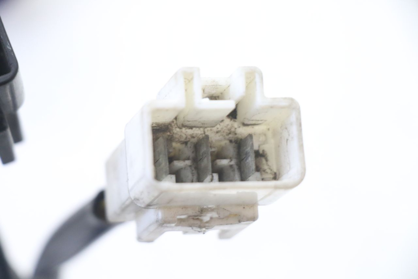 photo de REGOLATORE DI CARICA HONDA FES S-WING SWING ABS 125 (2007 - 2015) - Vista d'insieme del prodotto