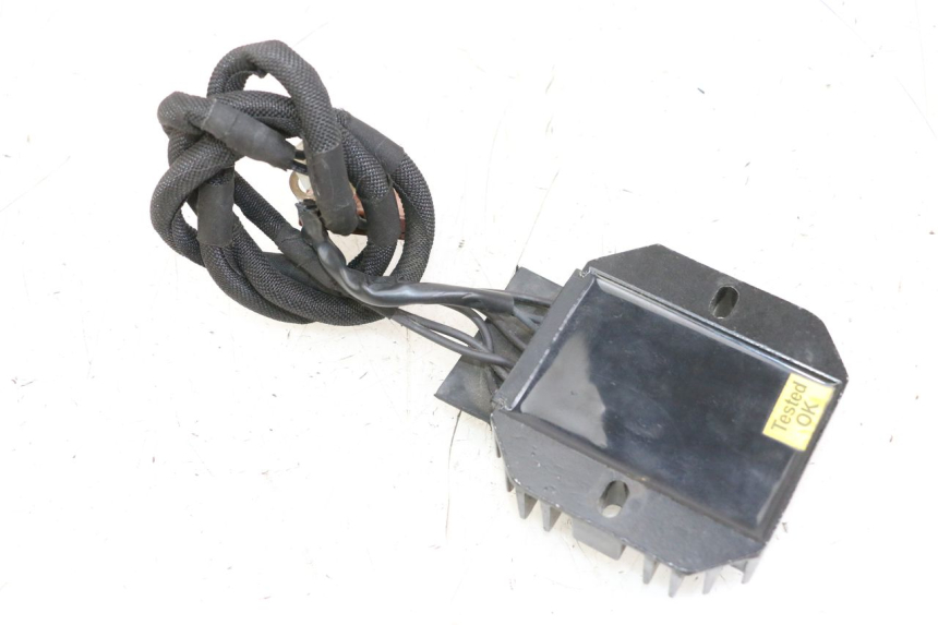 photo de REGOLATORE HUSQVARNA SVARTPILEN 401 (2018 - 2023) - Zoom sullo stato d'uso