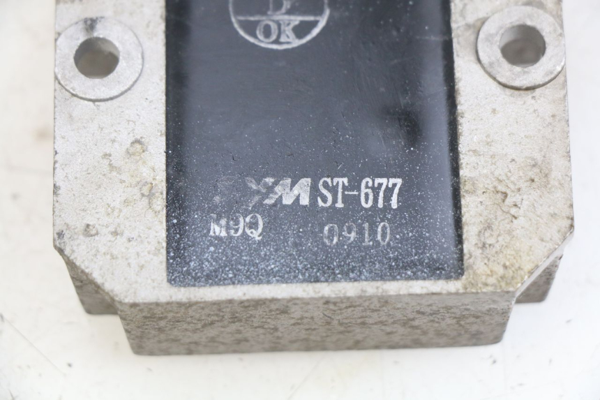 photo de REGOLATORE DI CARICA SYM JET SPORT XR 50 (2006 - 2015) - Dettaglio del componente