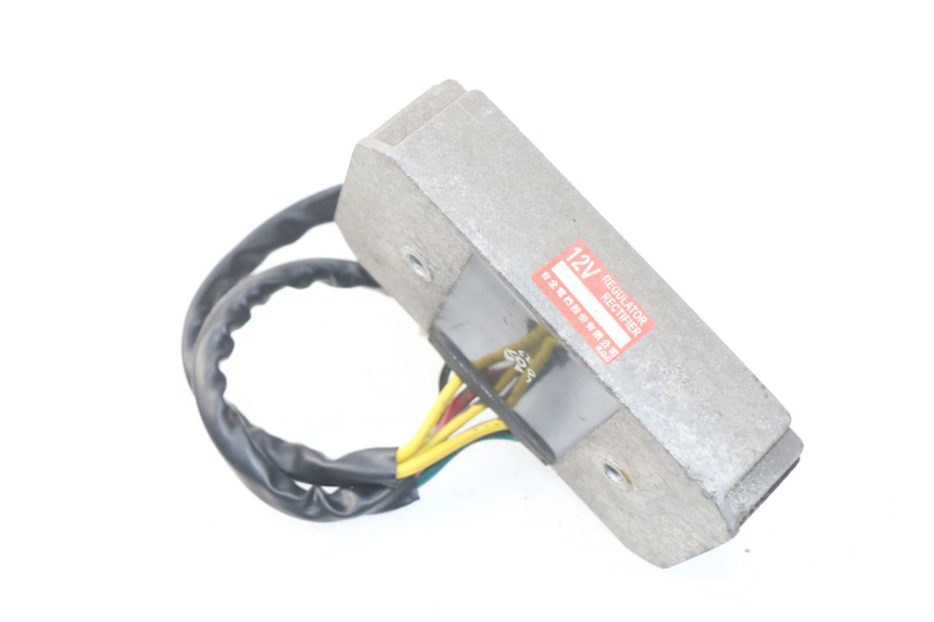 photo de Regolatore di carica SYM JOYMAX 250 (2013 - 2017) - Altra angolazione