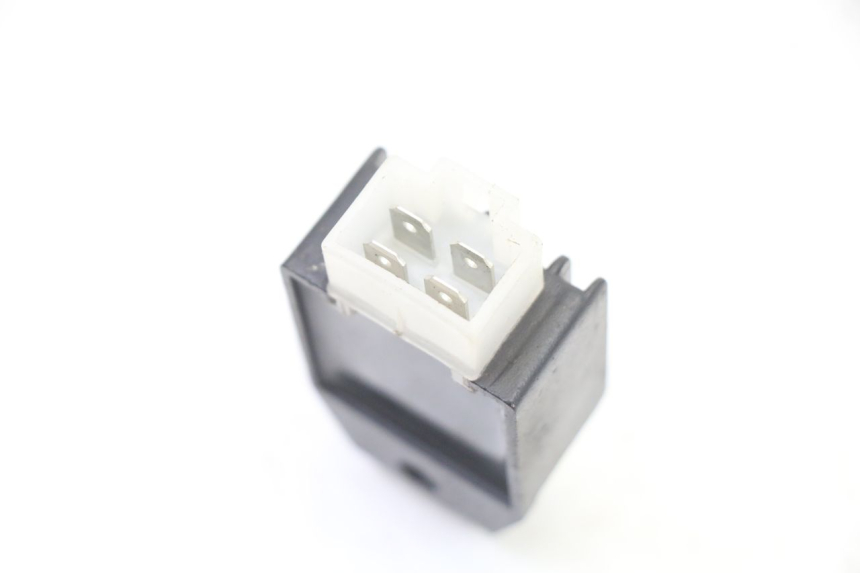 photo de REGOLATORE DI CARICA PEUGEOT KISBEE 2T 50 (2010 - 2017) - Zoom sullo stato d'uso