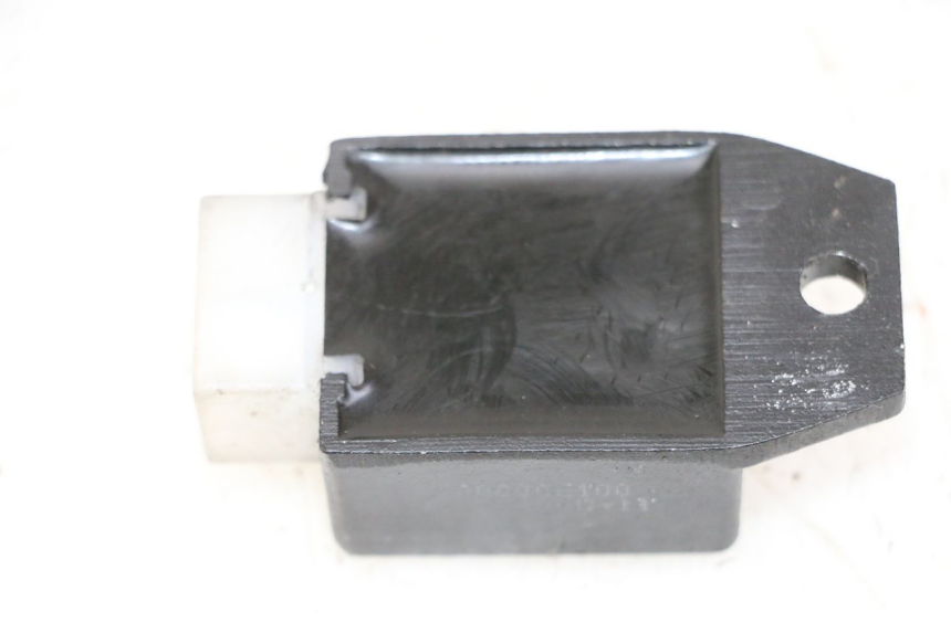 photo de REGOLATORE DI CARICA PEUGEOT KISBEE 2T 50 (2010 - 2017) - Altra angolazione