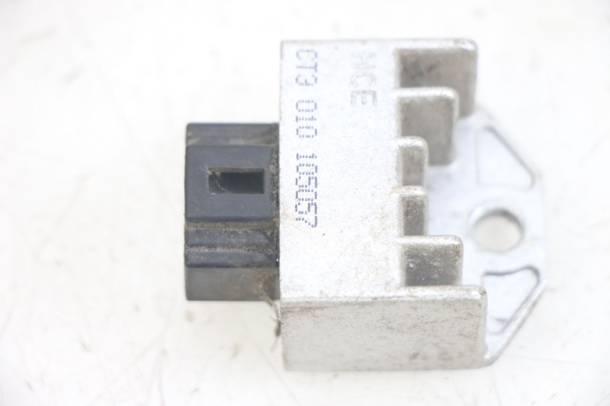 photo de REGOLATORE DI CARICA PEUGEOT KISBEE 4T 50 (2010 - 2017) - Vista principale