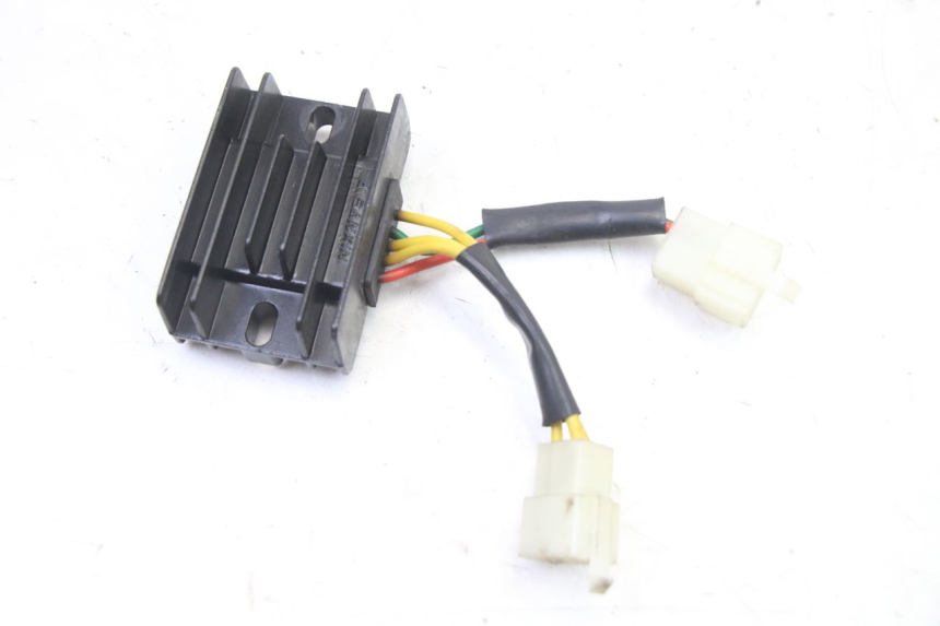 photo de REGOLATORE DI CARICA PEUGEOT KISBEE 4T 50 (2018 - 2022) - Zoom sullo stato d'uso