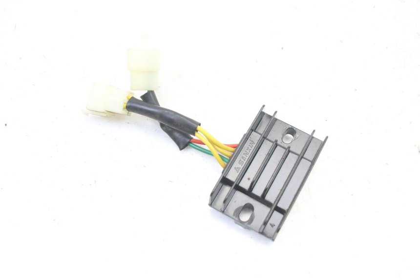 photo de REGOLATORE DI CARICA PEUGEOT KISBEE 4T 50 (2018 - 2022) - Vista principale