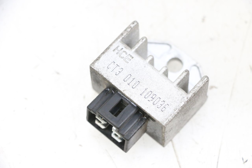 photo de REGOLATORE DI CARICA PEUGEOT KISBEE 4T 50 (2010 - 2017) - Vista principale