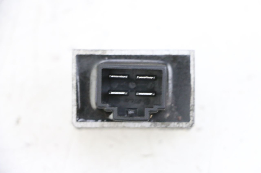 photo de REGOLATORE DI CARICA PEUGEOT KISBEE 4T 50 (2010 - 2017) - Zoom sullo stato d'uso