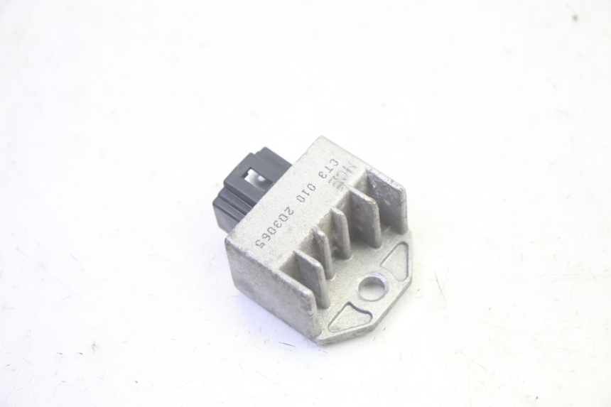 photo de REGOLATORE DI CARICA PEUGEOT KISBEE 4T 50 (2010 - 2017) - Vista principale