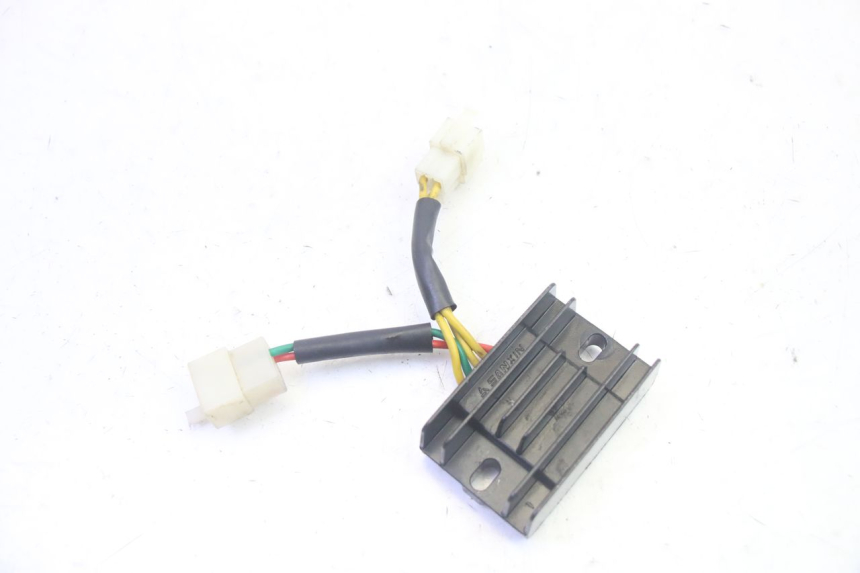 photo de REGOLATORE DI CARICA PEUGEOT KISBEE 4T 50 (2018 - 2022) - Vista principale