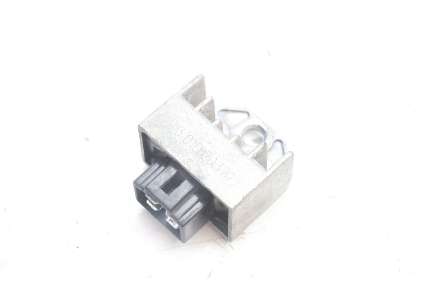 photo de REGOLATORE DI CARICA PEUGEOT KISBEE 4T 50 (2010 - 2017) - Vista principale