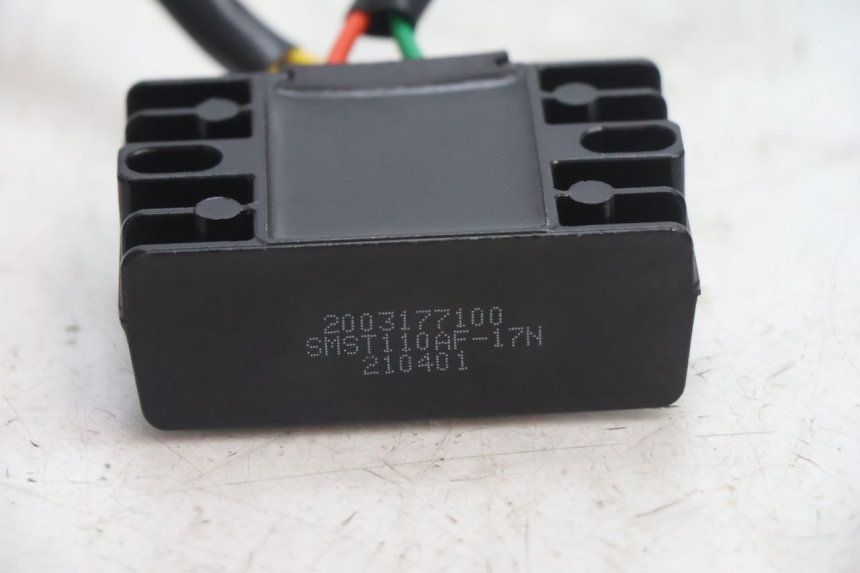photo de REGOLATORE DI CARICA PEUGEOT KISBEE 4T 50 (2018 - 2022) - Primo piano tecnico