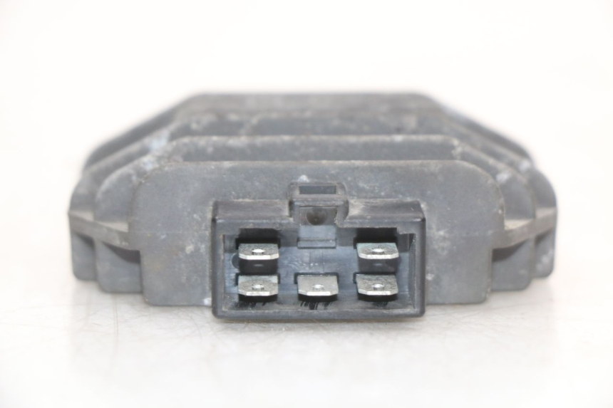 photo de REGOLATORE RENAULT KOURANOS 125 (2001 - 2004) - Zoom sullo stato d'uso