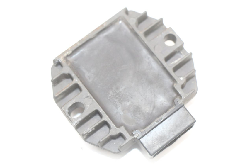 photo de REGOLATORE RENAULT KOURANOS 125 (2001 - 2004) - Primo piano tecnico