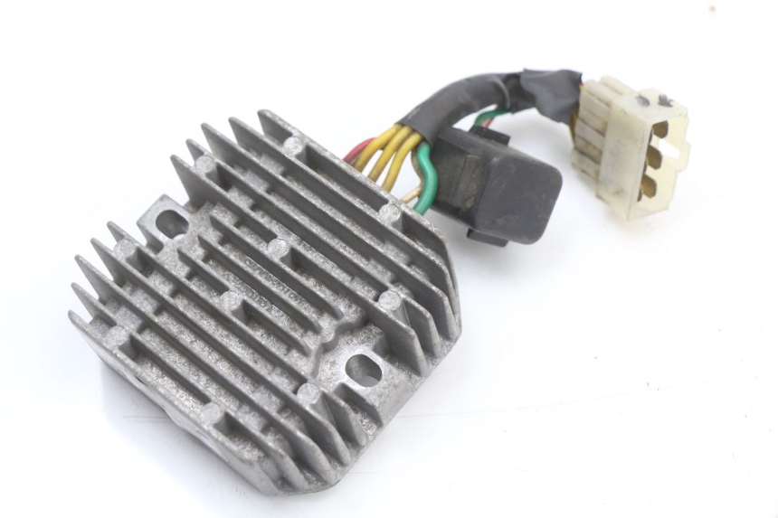 photo de REGOLATORE PIAGGIO LIBERTY 4T 50 (2018 - 2021) - Vista principale