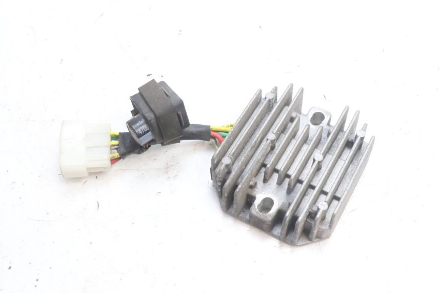 photo de REGOLATORE PIAGGIO LIBERTY IGET 4T 50 (2021 - 2025) - Vista principale