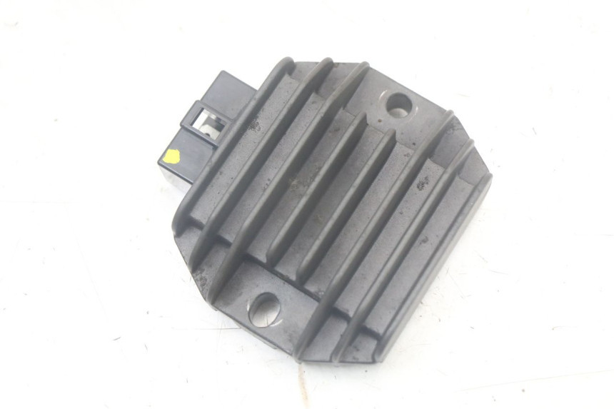 photo de REGOLATORE DI CARICA PIAGGIO LIBERTY 125 (2009 - 2013) - Zoom sullo stato d'uso