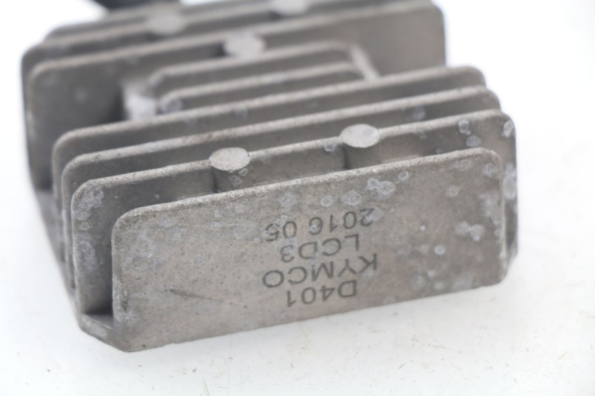 photo de REGOLATORE DI CARICA KYMCO LIKE 125 (2009 - 2016) - Zoom sullo stato d'uso