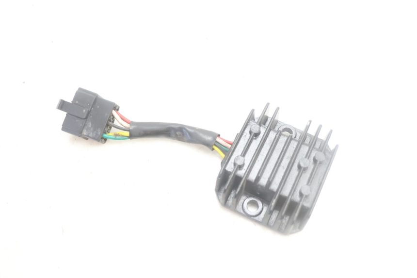 photo de REGOLATORE DI CARICA KYMCO LIKE 125 (2009 - 2016) - Vista principale