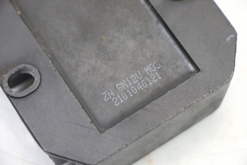 photo de REGOLATORE LONGJIA SHARPY 125 (2020 - 2024) - Altra angolazione