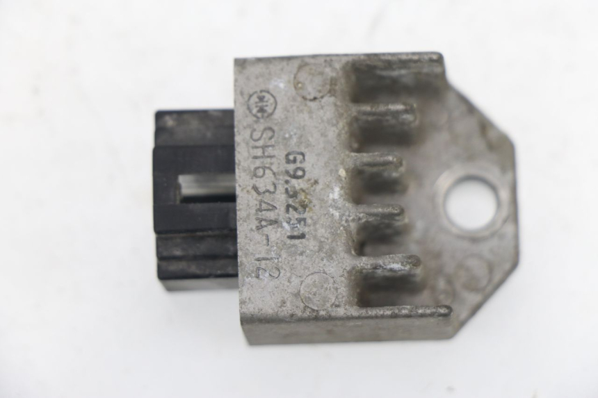 photo de REGOLATORE DI CARICA PEUGEOT LUDIX 50 (2005 - 2007) - Vista principale