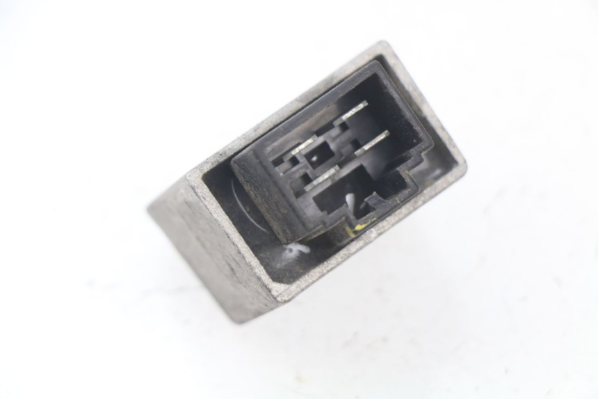 photo de REGOLATORE DI CARICA PEUGEOT LUDIX 50 (2008 - 2017) - Altra angolazione