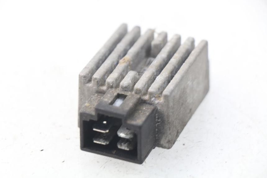 photo de REGOLATORE DI CARICA PEUGEOT LUDIX 50 (2008 - 2017) - Dettaglio del componente