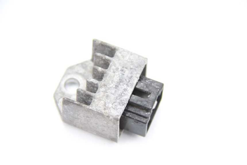 photo de REGOLATORE DI CARICA PEUGEOT LUDIX 50 (2008 - 2017) - Vista principale