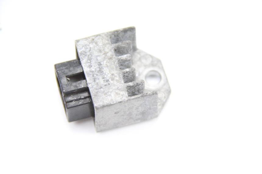 photo de REGOLATORE DI CARICA PEUGEOT LUDIX 50 (2008 - 2017) - Dettaglio del componente