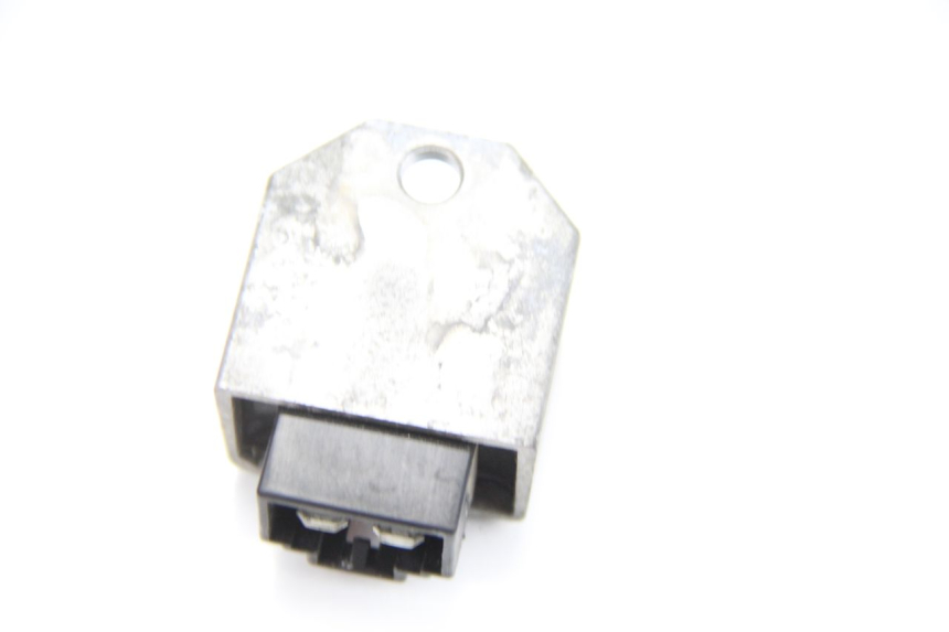 photo de REGOLATORE DI CARICA PEUGEOT LUDIX 50 (2008 - 2017) - Primo piano tecnico