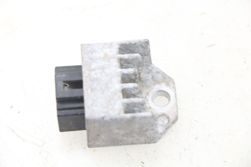 photo de REGOLATORE DI CARICA PEUGEOT LUDIX 50 (2008 - 2017) - Vista principale