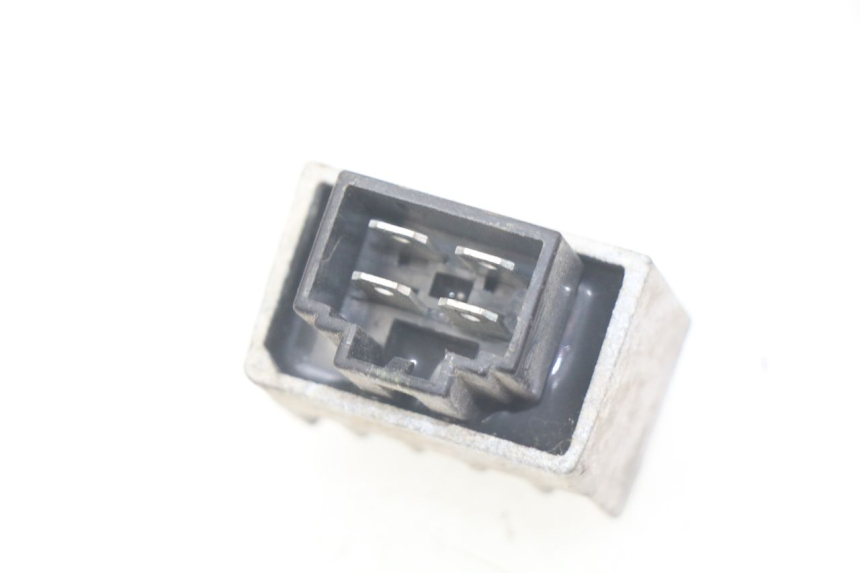 photo de REGOLATORE DI CARICA PEUGEOT LUDIX 50 (2005 - 2007) - Dettaglio del componente