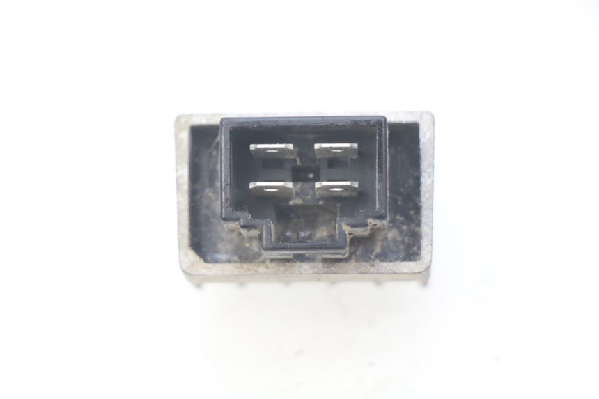 photo de REGOLATORE DI CARICA PEUGEOT LUDIX 50 (2008 - 2017) - Dettaglio del componente